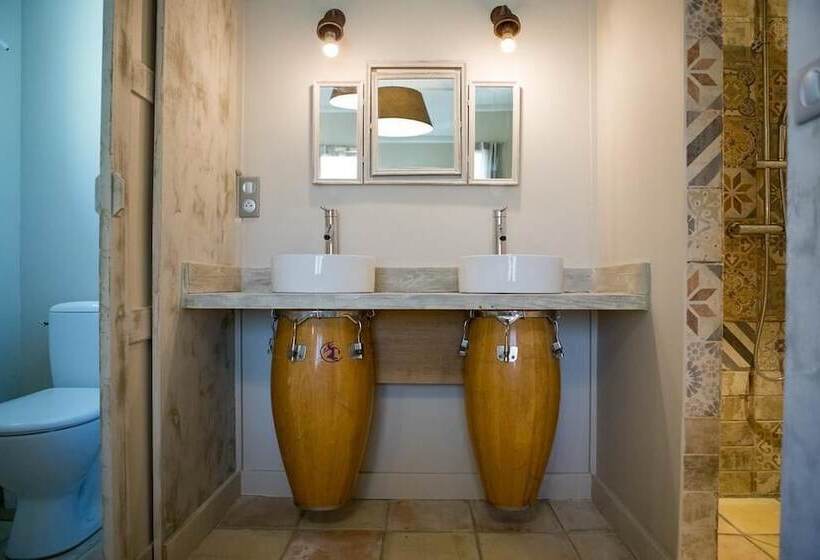 فندق Le Clos Des Bourges