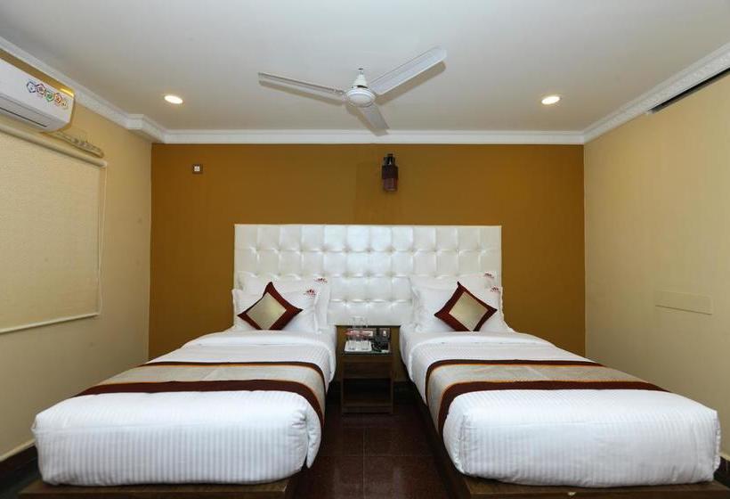 هتل Fabexpress Neighbour Inn - Nandambakkam