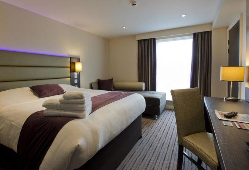 Premier Inn Southwark Borough High Street