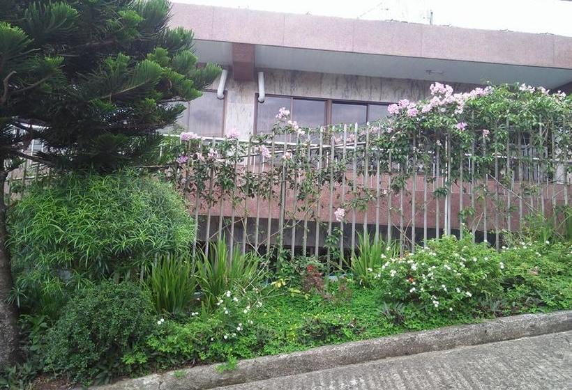 Hotel Sang yoo mountain view tagaytay   Taal Lake View