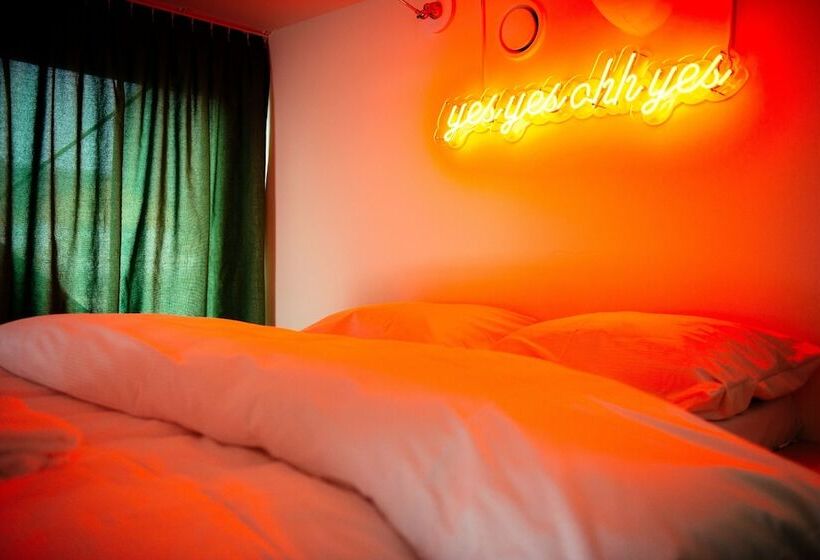 King Kong Hostel