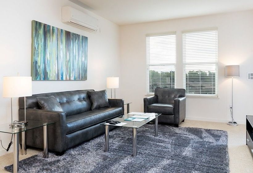 Global Luxury Suites At Epic Way