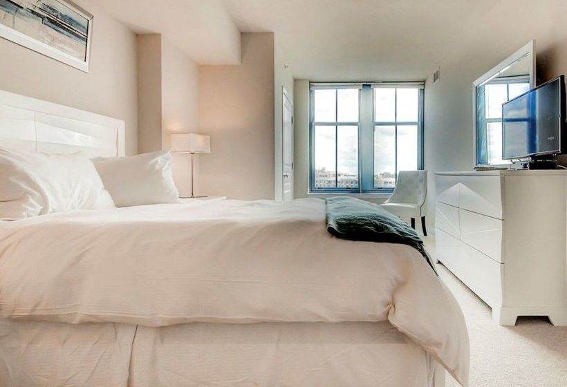 Global Luxury Suites In Downtown Bethesda