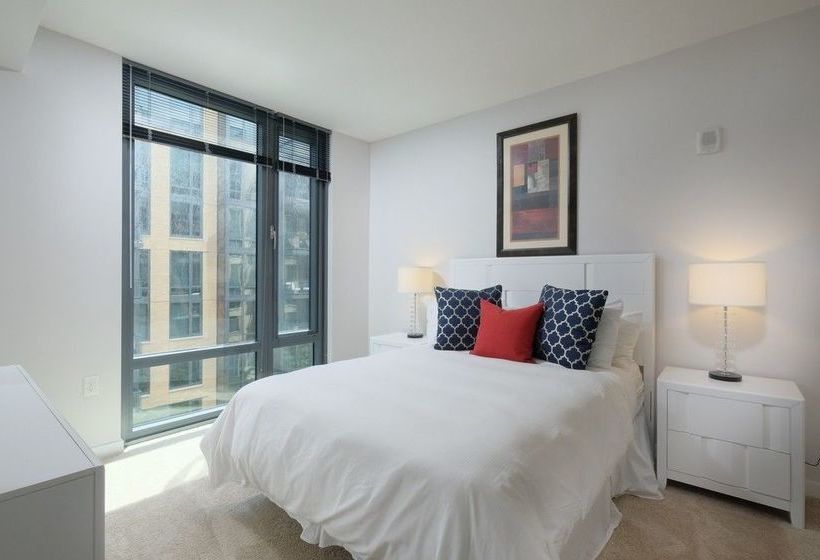 Global Luxury Suites In Downtown Bethesda