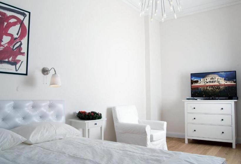 ホテル Apartments Minsk