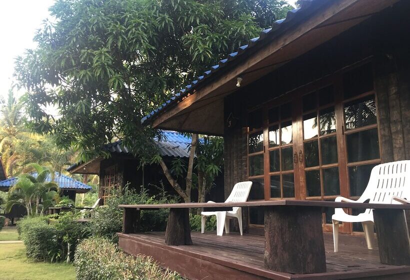 هتل Koh Kood Neverland Beach Resort