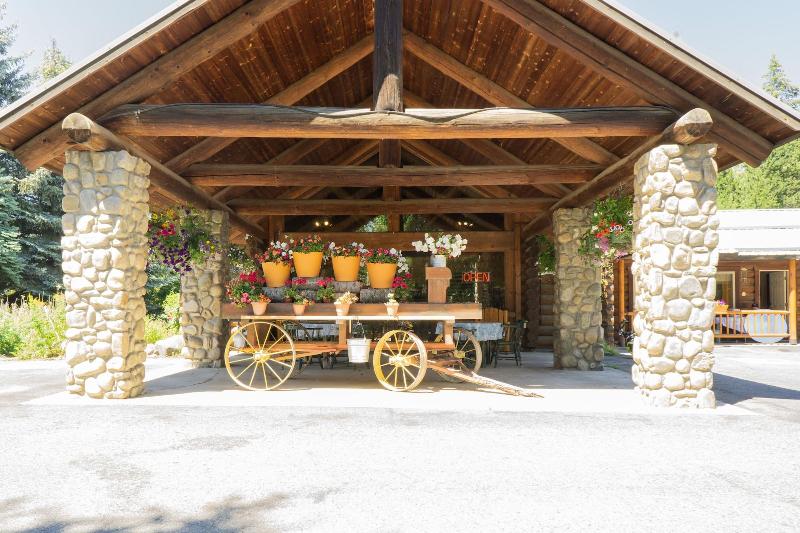 فندق Log Inn Bonners Ferry