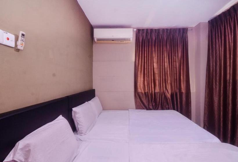 هتل Spot On 89630 Hilltop Room