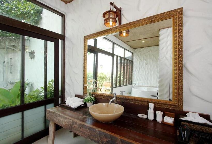 Racha Island Resort