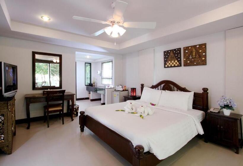 Racha Island Resort