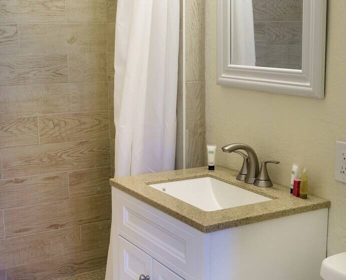 فندق فئة نجمة واحدة Atlantic Hideaway