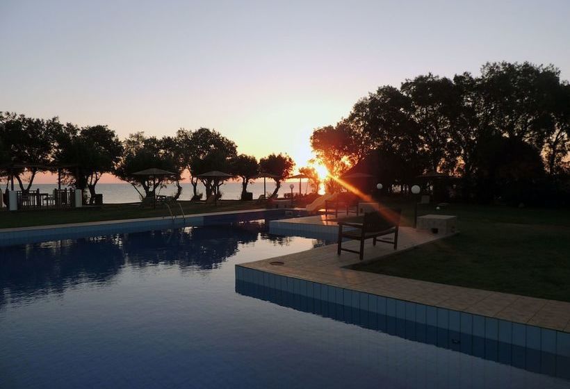 فندق Arion Beach