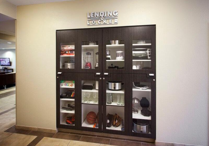 Отель Candlewood Suites Bethlehem South, An Ihg