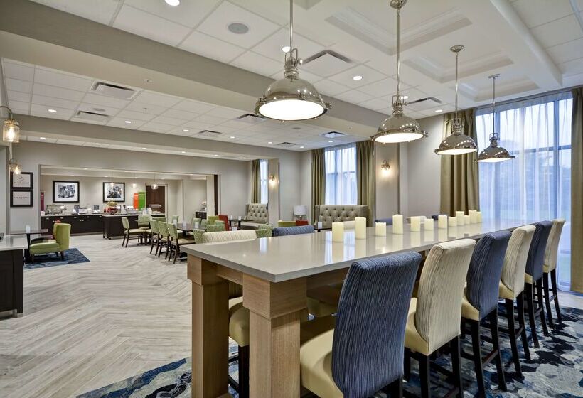 בית מלון כפרי Hampton Inn Livonia Detroit