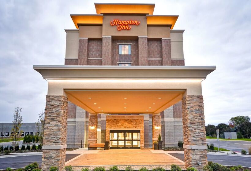בית מלון כפרי Hampton Inn Livonia Detroit