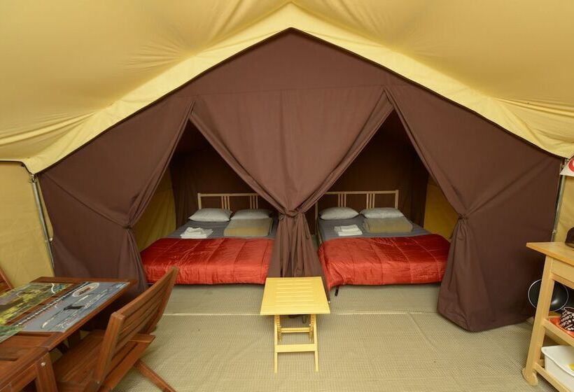 בית מלון כפרי Les Prets A Camper Du Camping Tadoussac