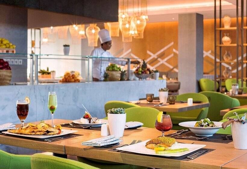 Novotel Muscat Airport