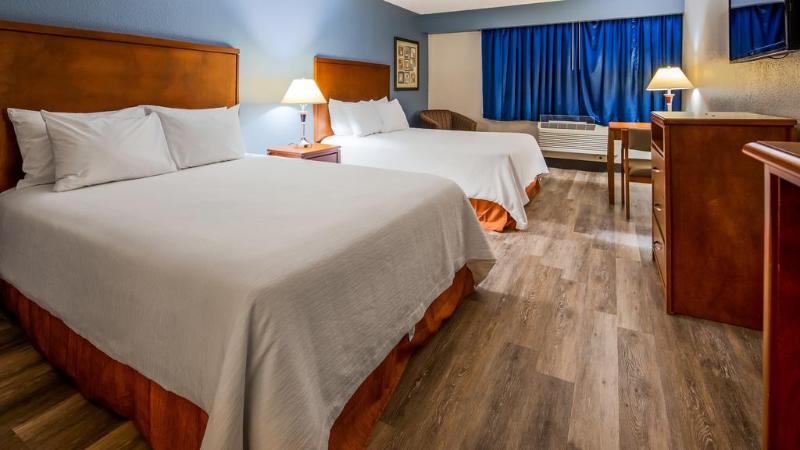 Surestay Plus Hotel By Best Western St. Louis Airport