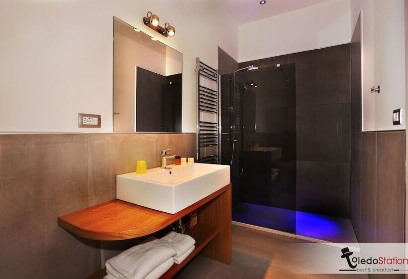 Toledostation B&b
