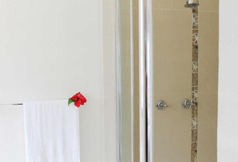 Vanuatu Beachfront Apartments