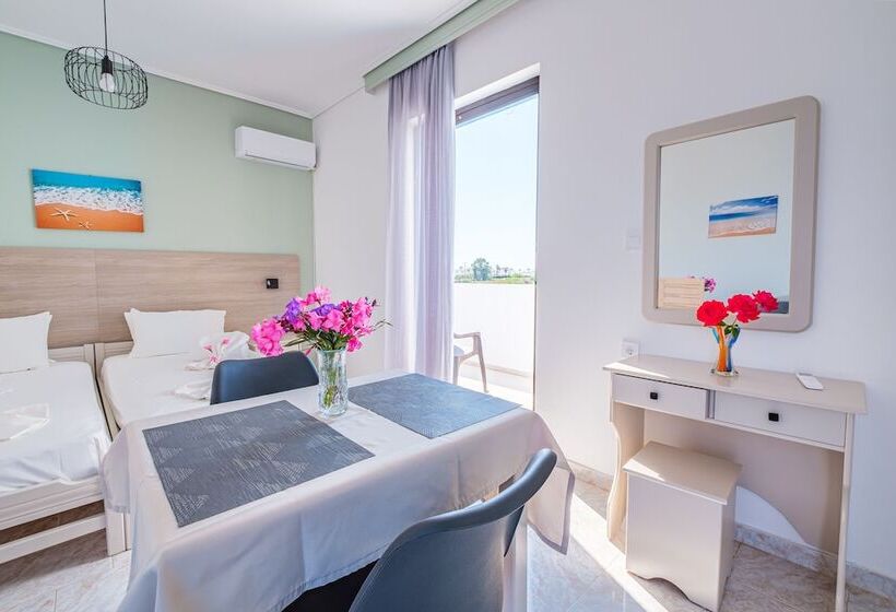 هتل Anthia Apartments