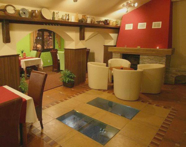 هتل Centrum Harrachov