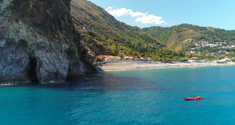 هتل Th Gioiosa Mare   Capo Calavà Village
