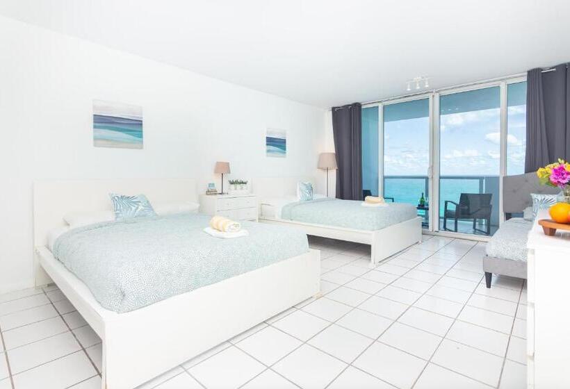 هتل Girasole Rentals Suites
