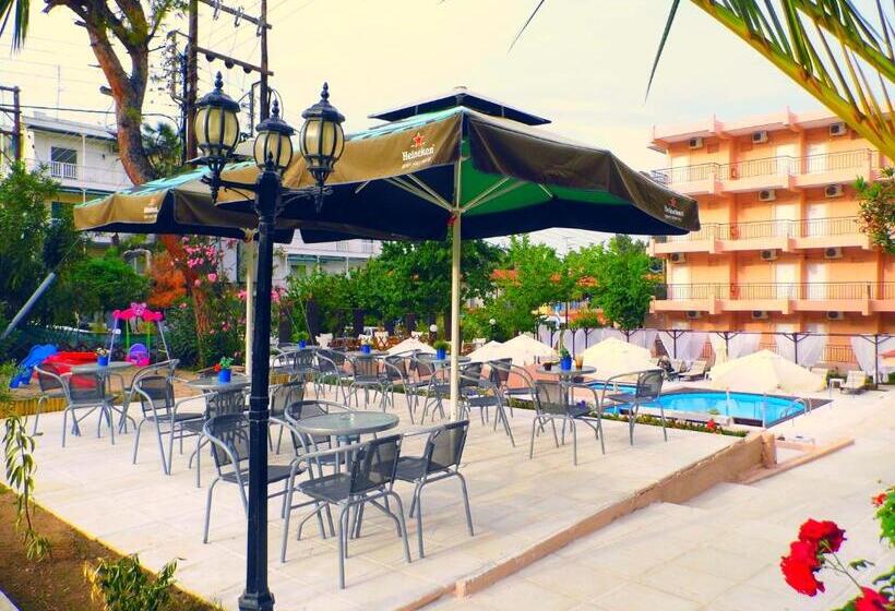 בית מלון כפרי Golden Beach