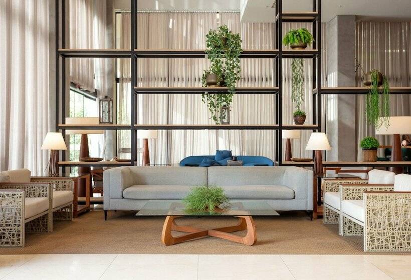 فندق Hilton Garden Inn Itajai Praia Brava