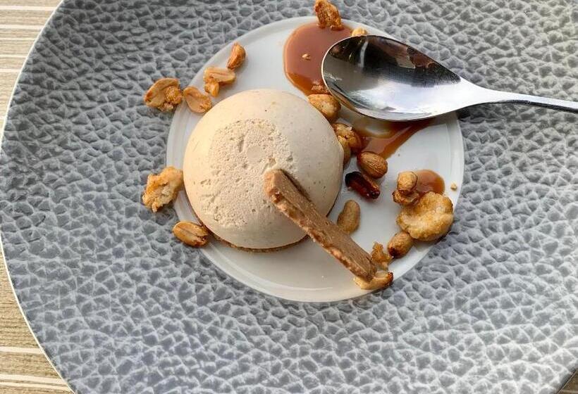 בית מלון כפרי L Horizon  Restaurant La Fougassette