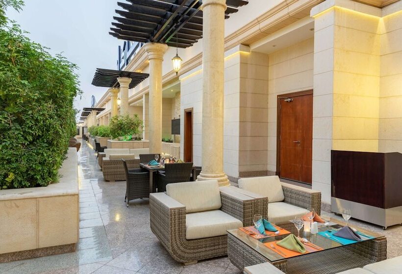 هتل Park Inn By Radisson Makkah Al Naseem