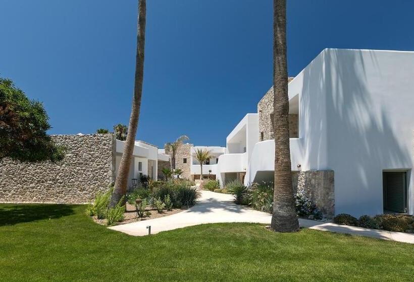 هتل White Pearls Luxury Suites   Adults Only