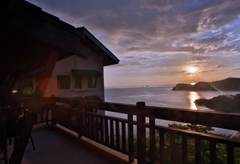 Amara Residences