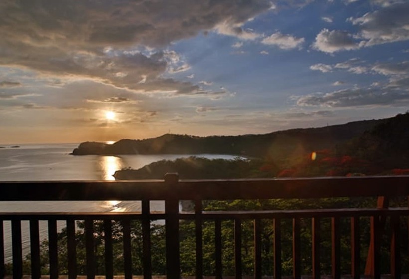 Amara Residences