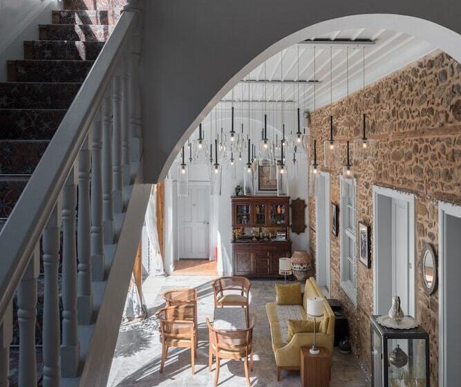 هتل Delight Deluxe