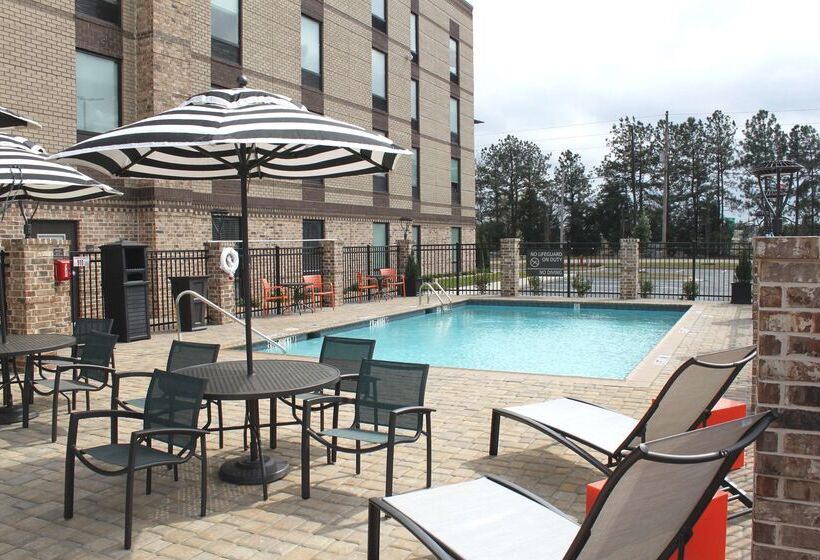Отель Hampton Inn By Hilton Forsyth