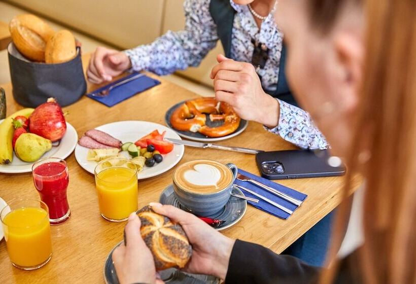 هتل Innsento   Health Campus Passau