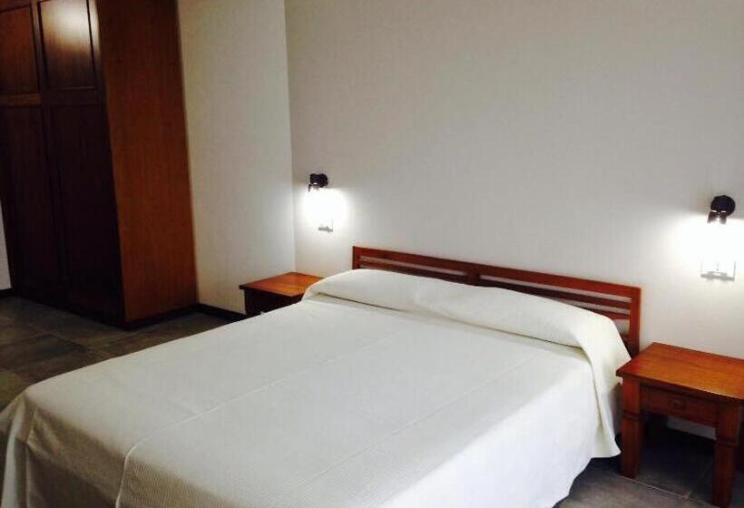 هتل Moresco Resort