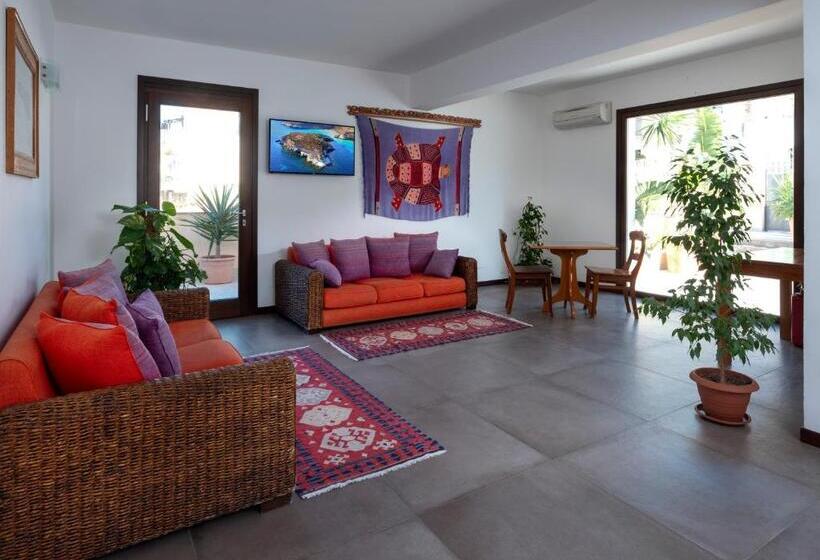 هتل Moresco Resort