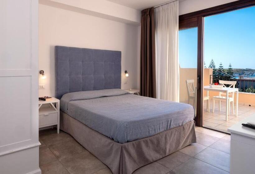 هتل Moresco Resort