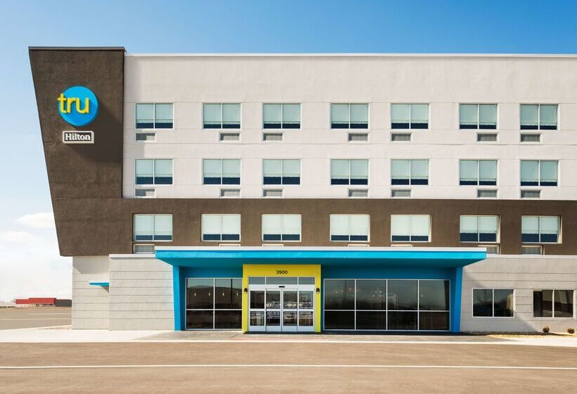 هتل Tru By Hilton Cedar Rapids Westdale