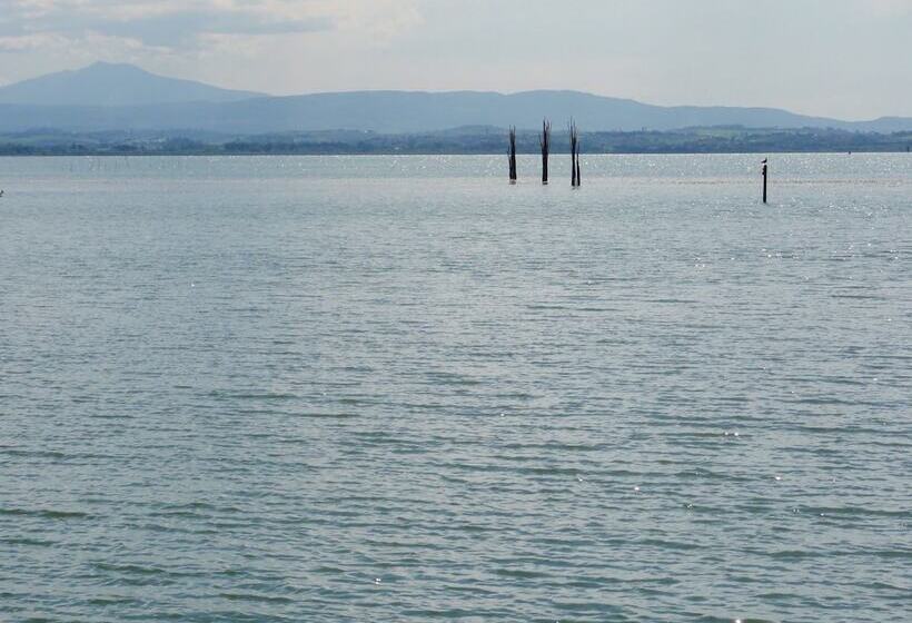 בית מלון כפרי Un Petit Paradis
