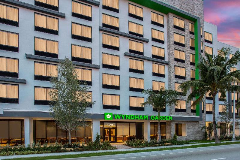هتل Wyndham Garden Ft Lauderdale Airport & Cruise Port