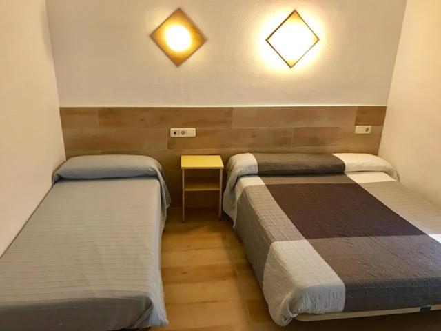 הוסטל Hostal Casa Torrent