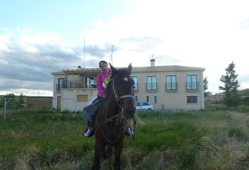 בית מלון כפרי Hostal Moratinos