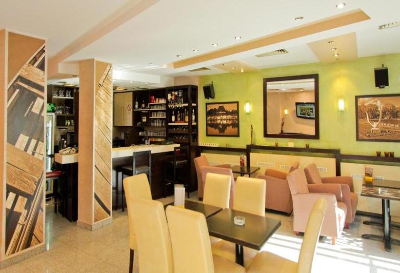 استراحتگاه Villa Modena