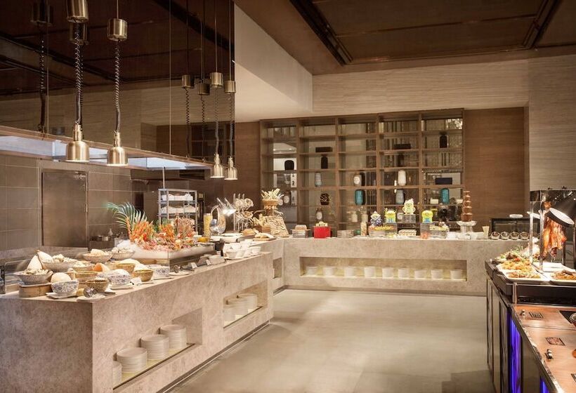 Отель Four Points By Sheraton Hefei, Baohe