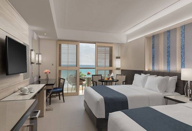 فندق Henann Palm Beach Resort