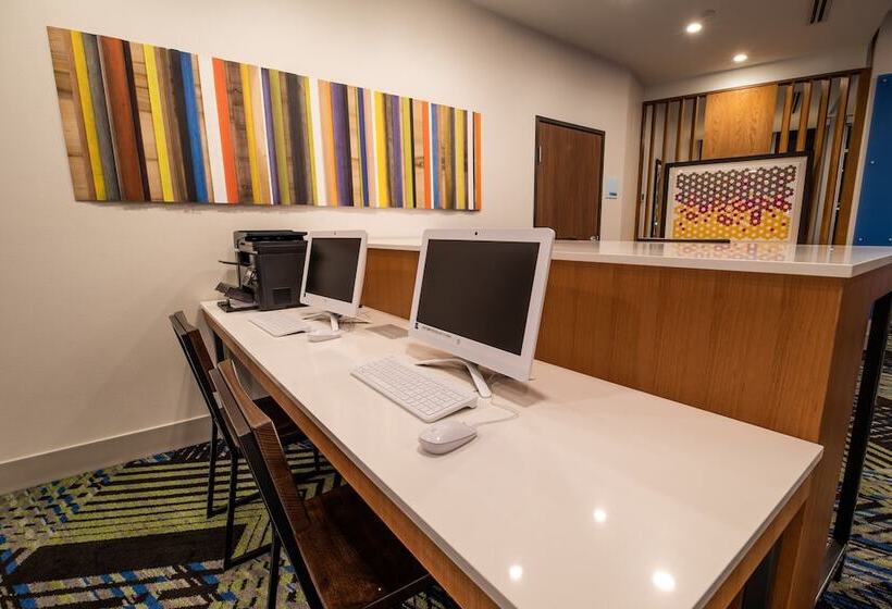 فندق Holiday Inn Express & Suites   Moses Lake, An Ihg